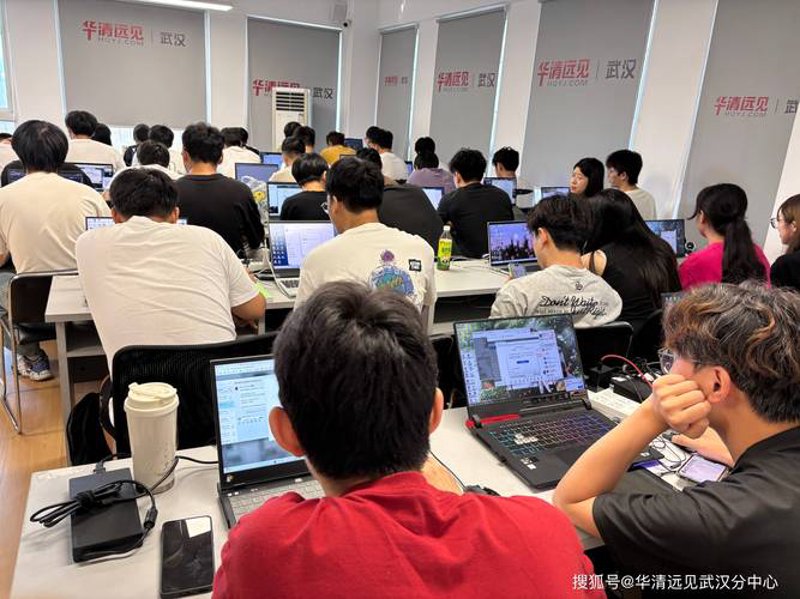 青软实训：深耕 IT 教育的行业探索